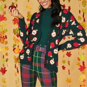 ModCloth Apple-ly Ever After Cotton V Neck Cardigan Womens 4X Apple Orchard NWT